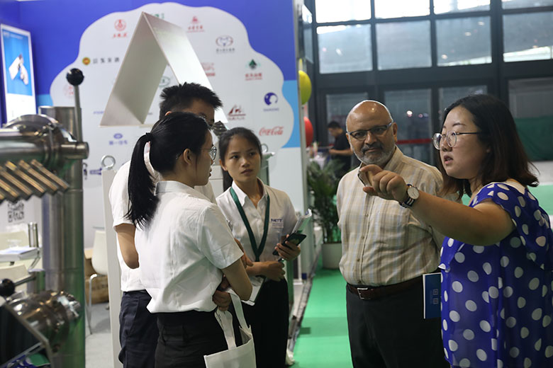 进击上海包装展，展现雷茨节能风机之美